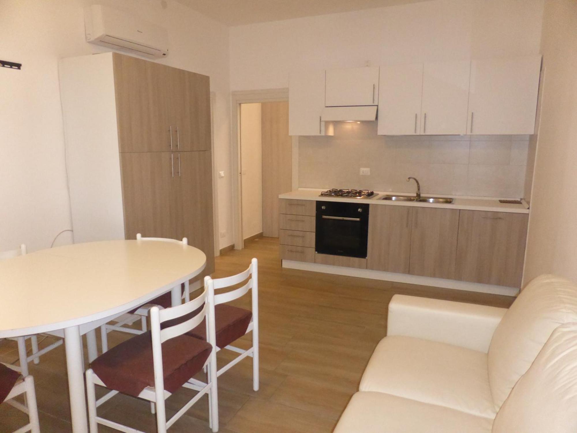 Appartamento Quadrilocale Zona Piazza Nember *
