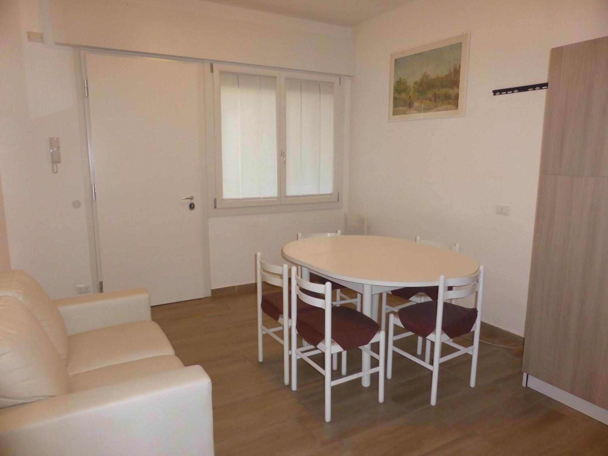 Quadrilocale Zona Piazza Nember Appartamento